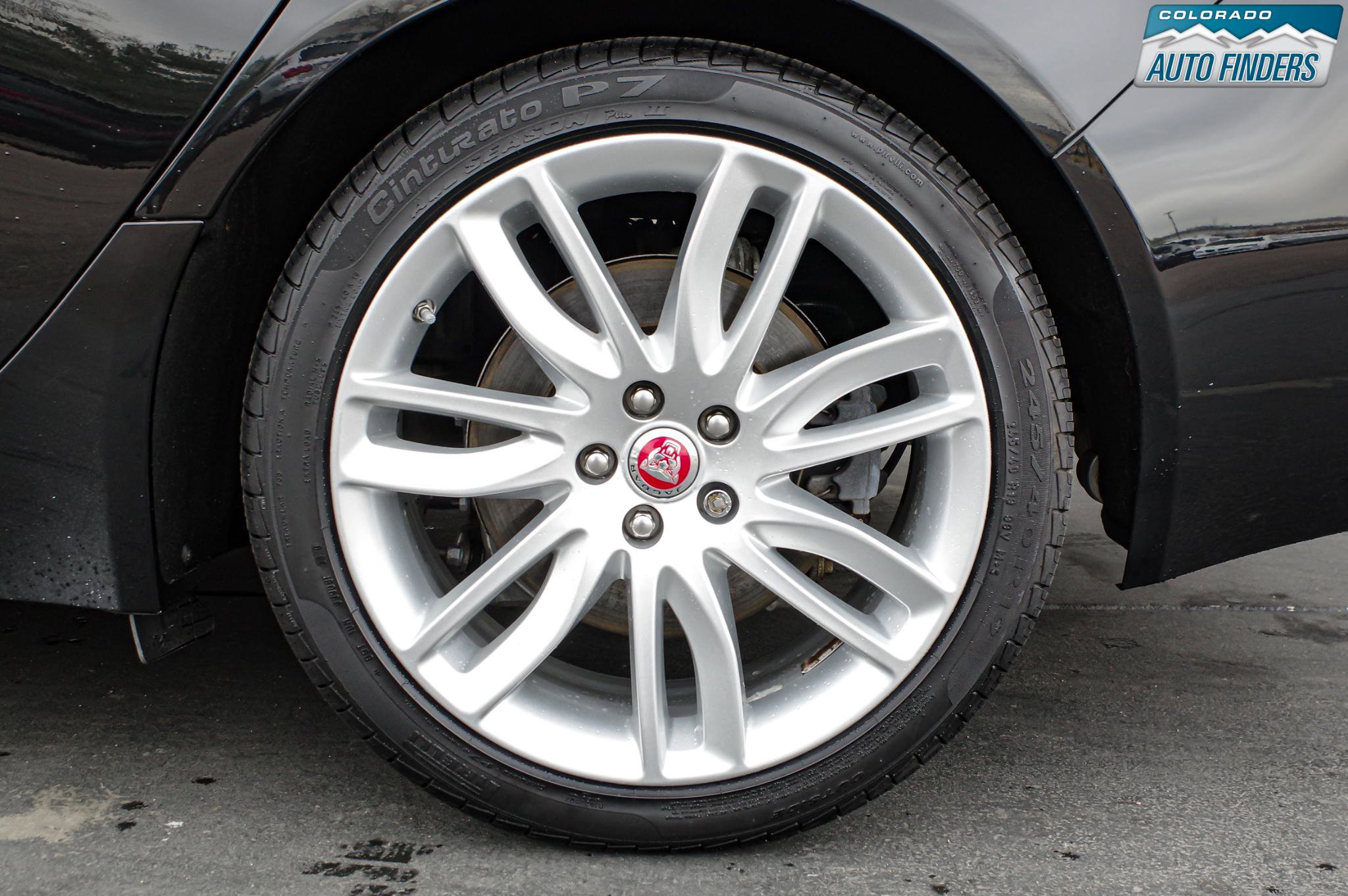 Used 2017 Jaguar XF Prestige AWD/4WD image 26