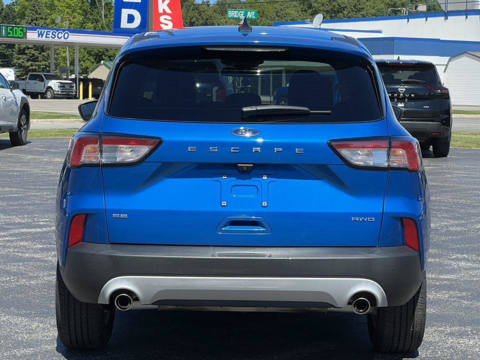 Used 2020 Ford Escape SE AWD/4WD image 36