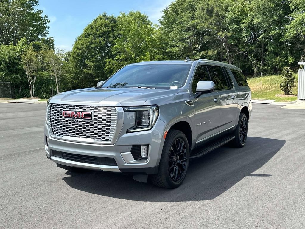 Used 2024 GMC Yukon XL Denali AWD/4WD video 3