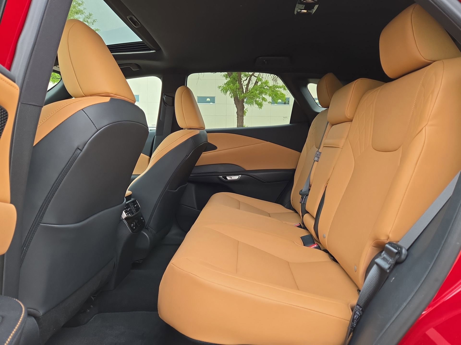 Certified 2025 Lexus RX 350 Premium w/ Convenience Package FWD image 13