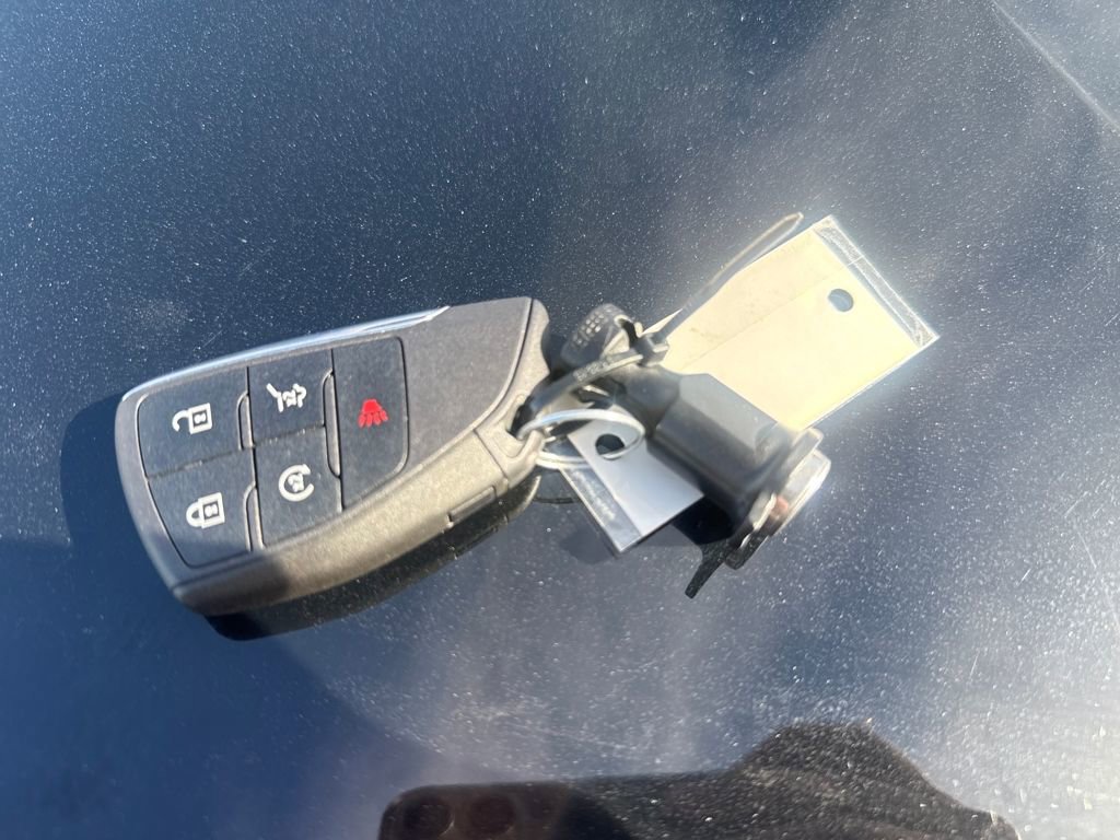 Used 2025 Chevrolet Equinox EV RS image 29