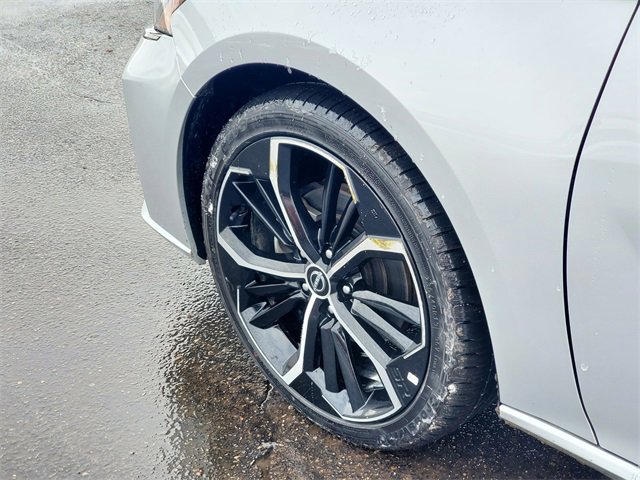 Used 2024 Nissan Altima 2.5 SR image 30