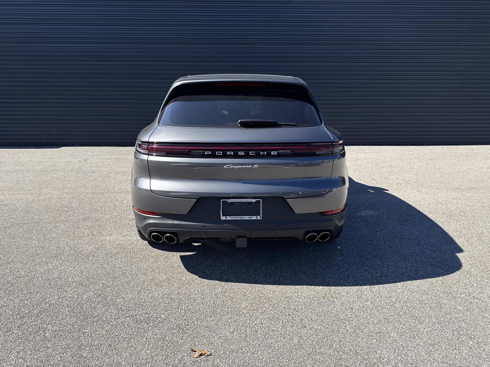 Certified 2024 Porsche Cayenne S image 6