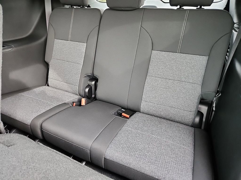 New 2025 GMC Acadia Elevation w/ Black Edition image 21