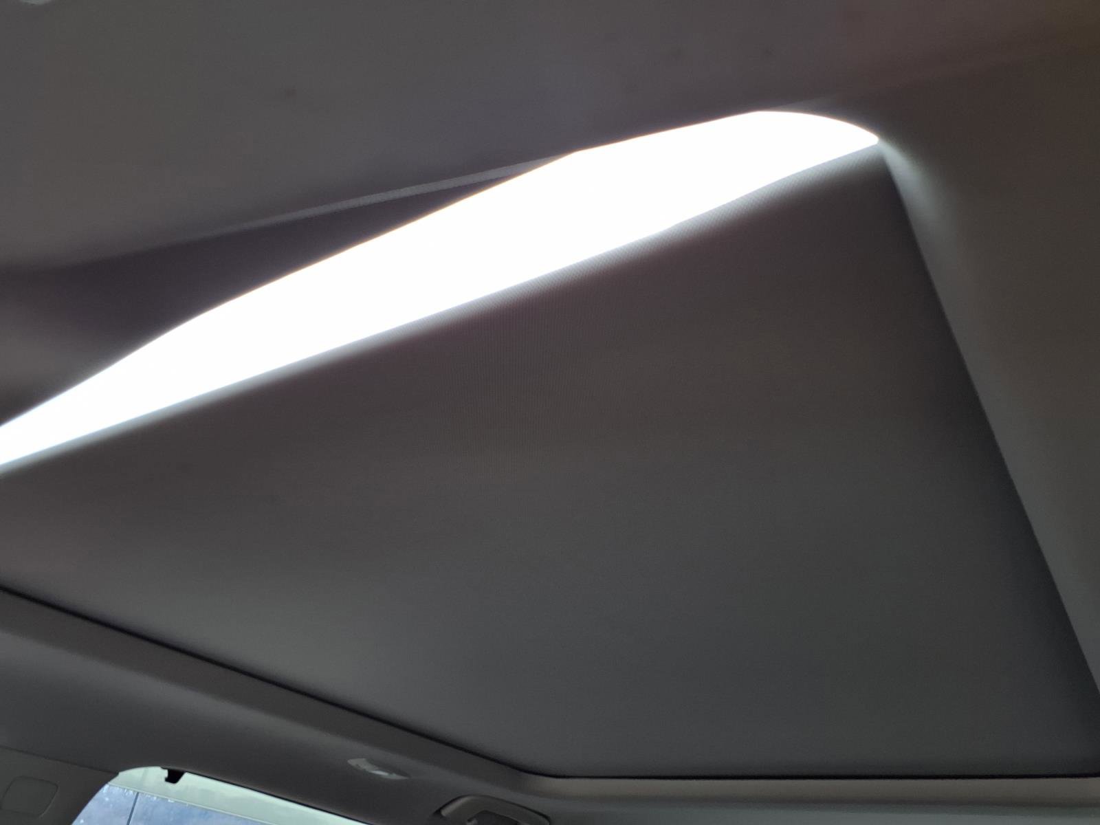 Used 2021 Nissan Rogue Platinum image 23