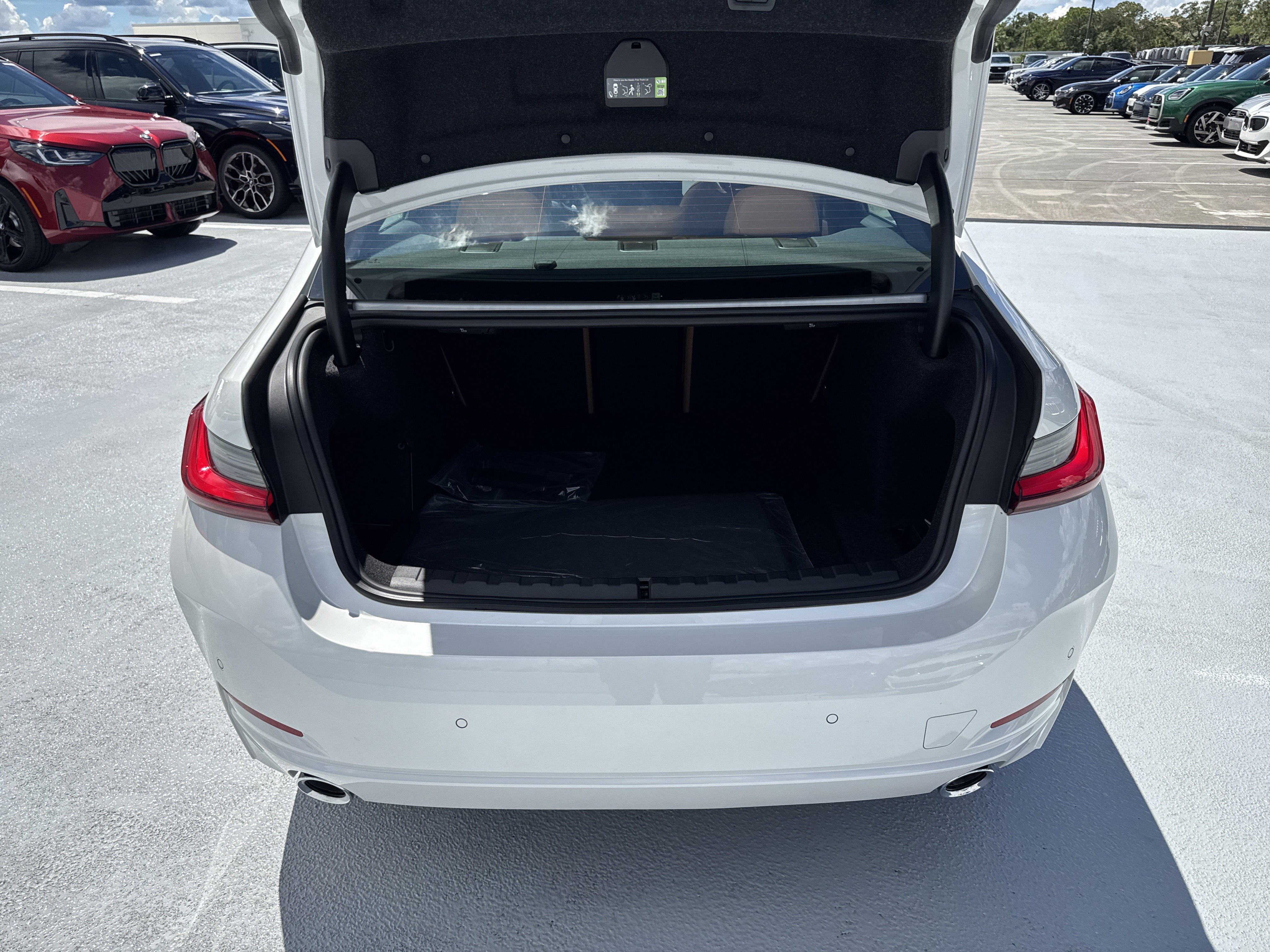 New 2026 BMW 330i Sedan w/ Convenience Package RWD image 12