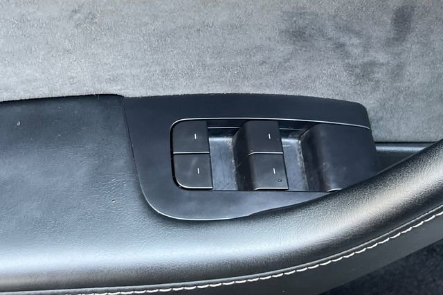 Used 2023 Tesla Model Y Long Range image 16