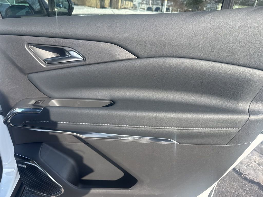 New 2026 Chevrolet Traverse LT w/ Enhanced Driving Package image 31