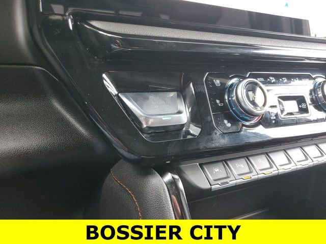 Certified 2026 GMC Sierra 1500 AT4 w/ AT4 Premium Package image 17