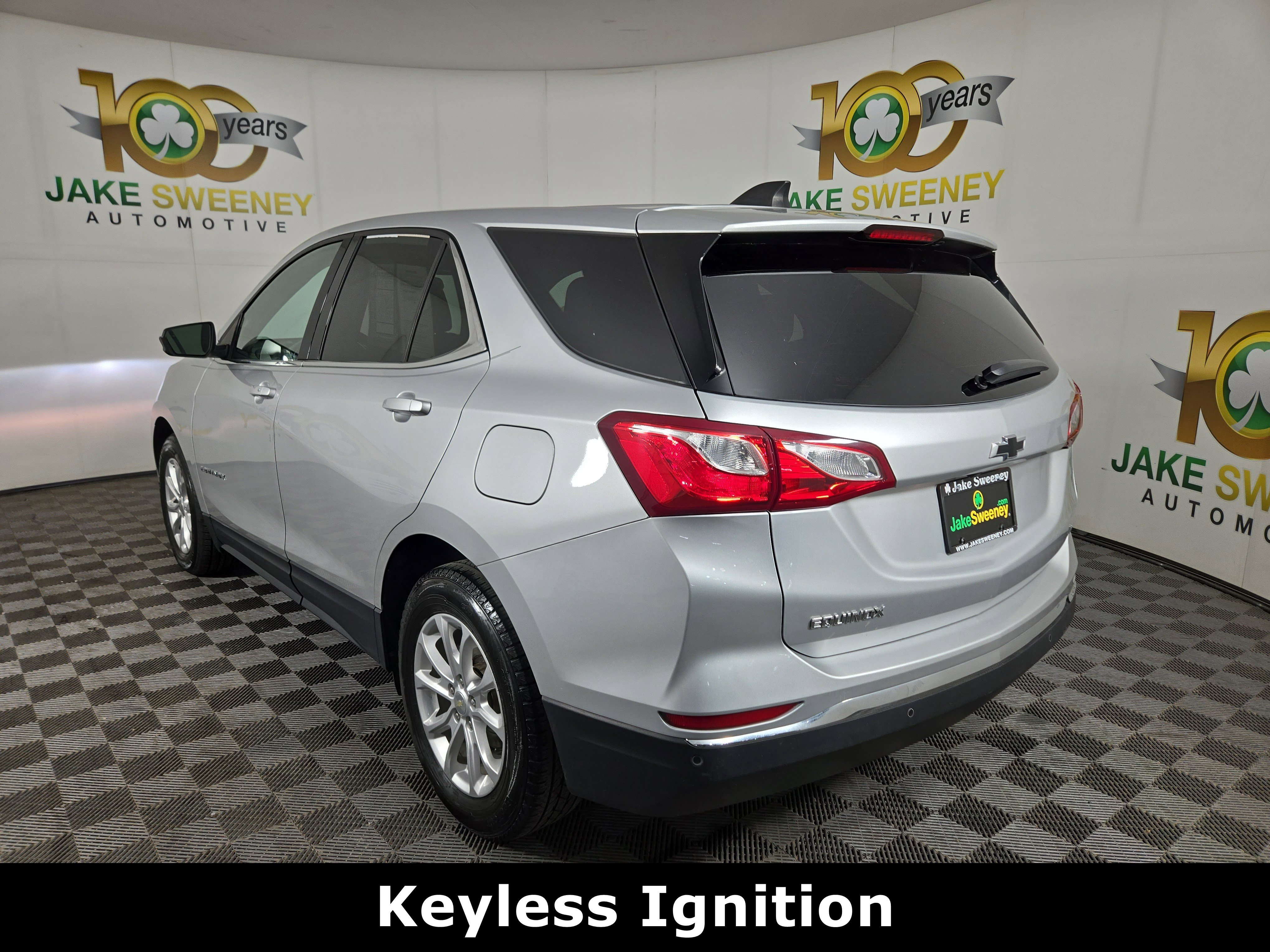 Used 2020 Chevrolet Equinox LT w/ Driver Convenience Package image 6