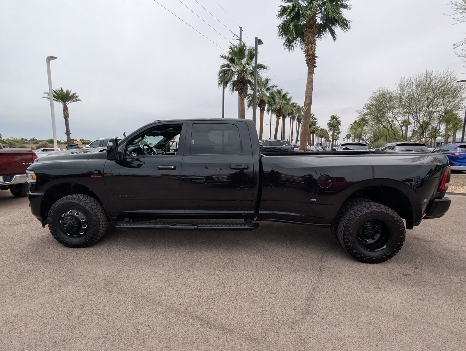 Used 2024 RAM 3500 Laramie w/ Night Edition AWD/4WD image 2