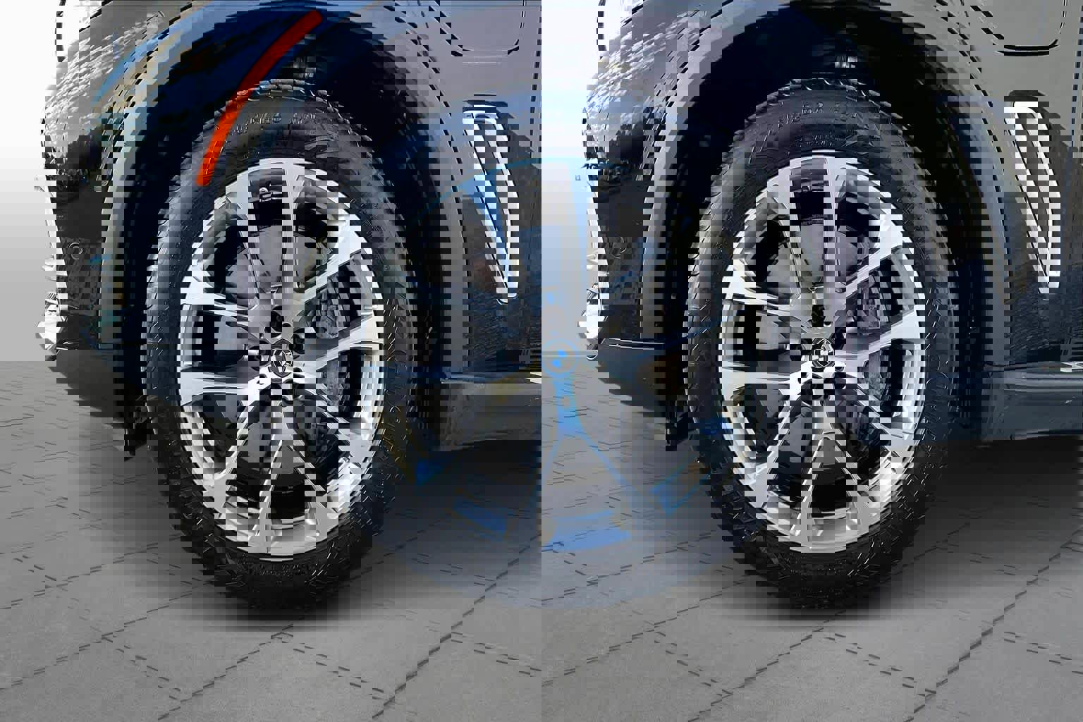 Used 2023 BMW X5 xDrive45e image 10