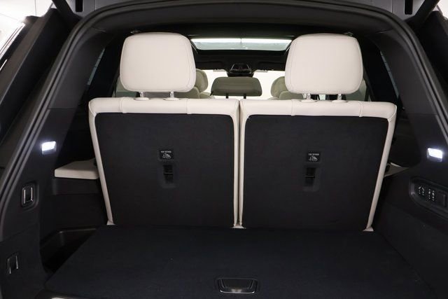 New 2026 Cadillac Vistiq Sport image 25