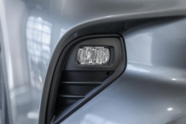 New 2025 Toyota Highlander XLE image 13