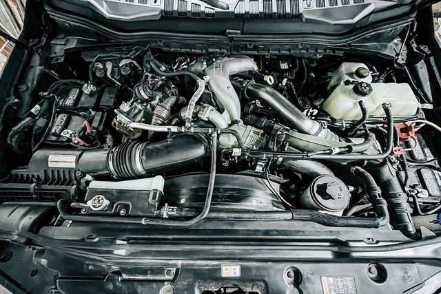 Used 2022 Ford F550 4x4 Crew Cab Super Duty w/ Power Equipment Group image 16