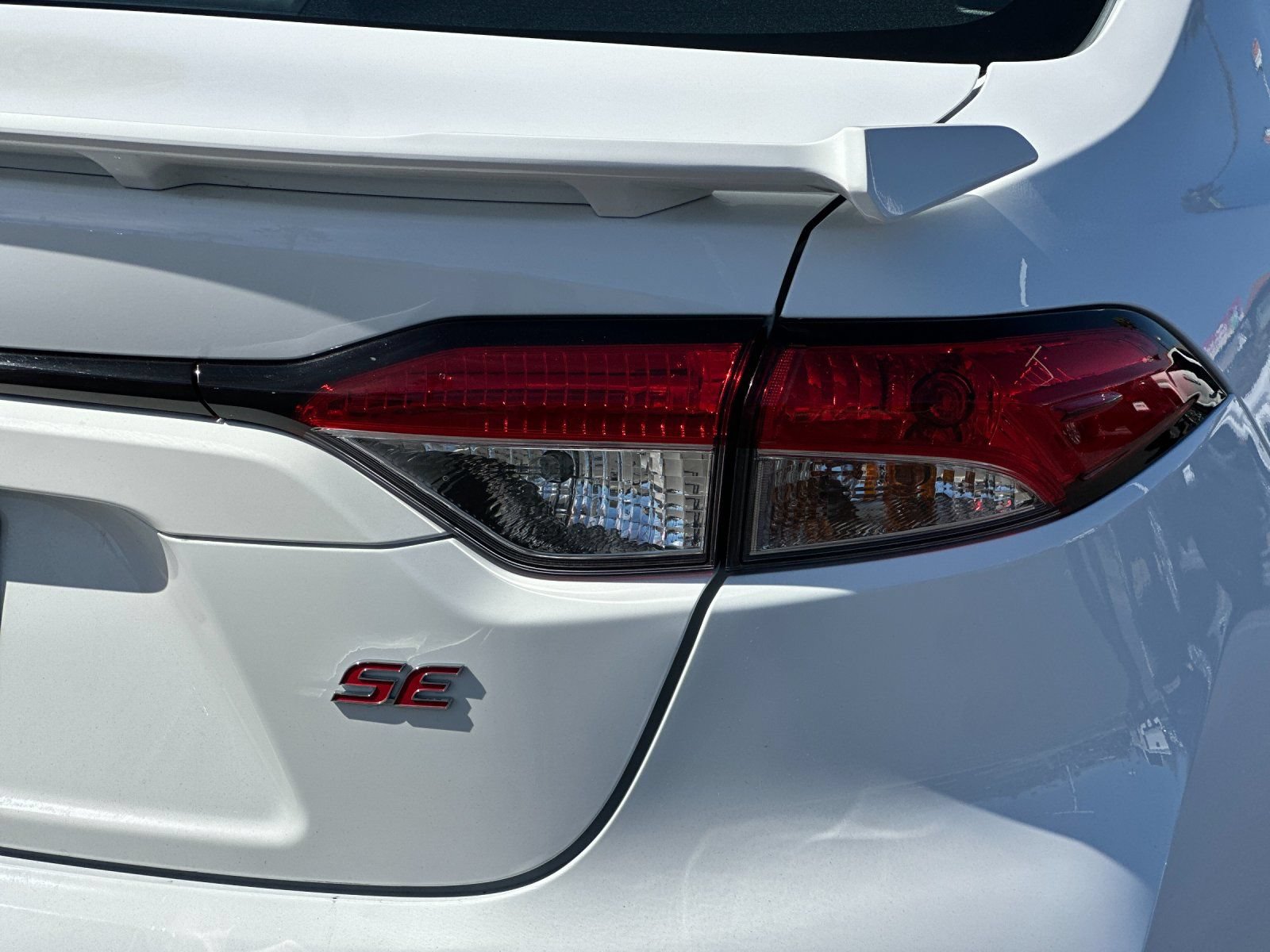 Used 2025 Toyota Corolla SE w/ SE Premium Package FWD image 24