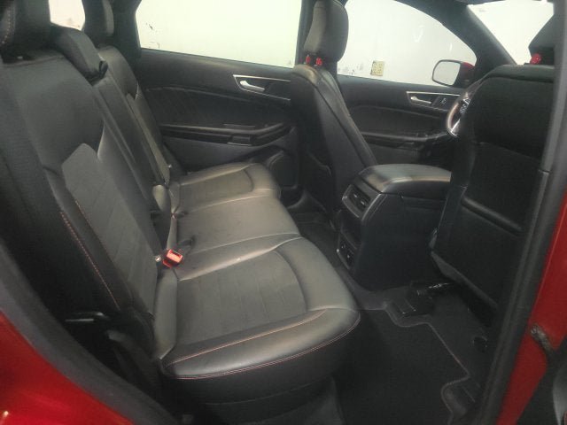 Certified 2024 Ford Edge ST-Line AWD/4WD image 6