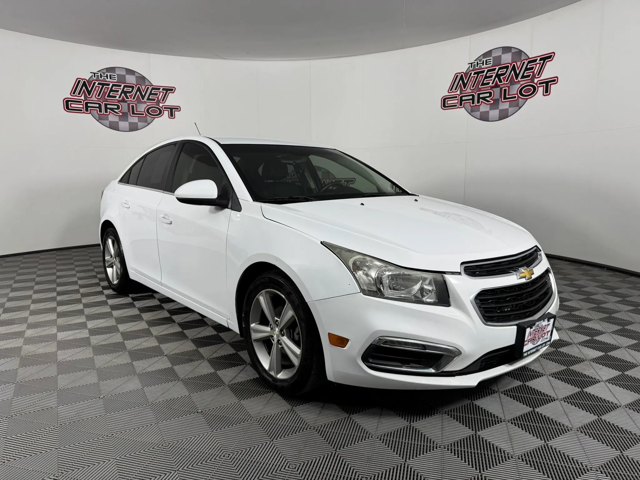 Used 2016 Chevrolet Cruze LT FWD image 9
