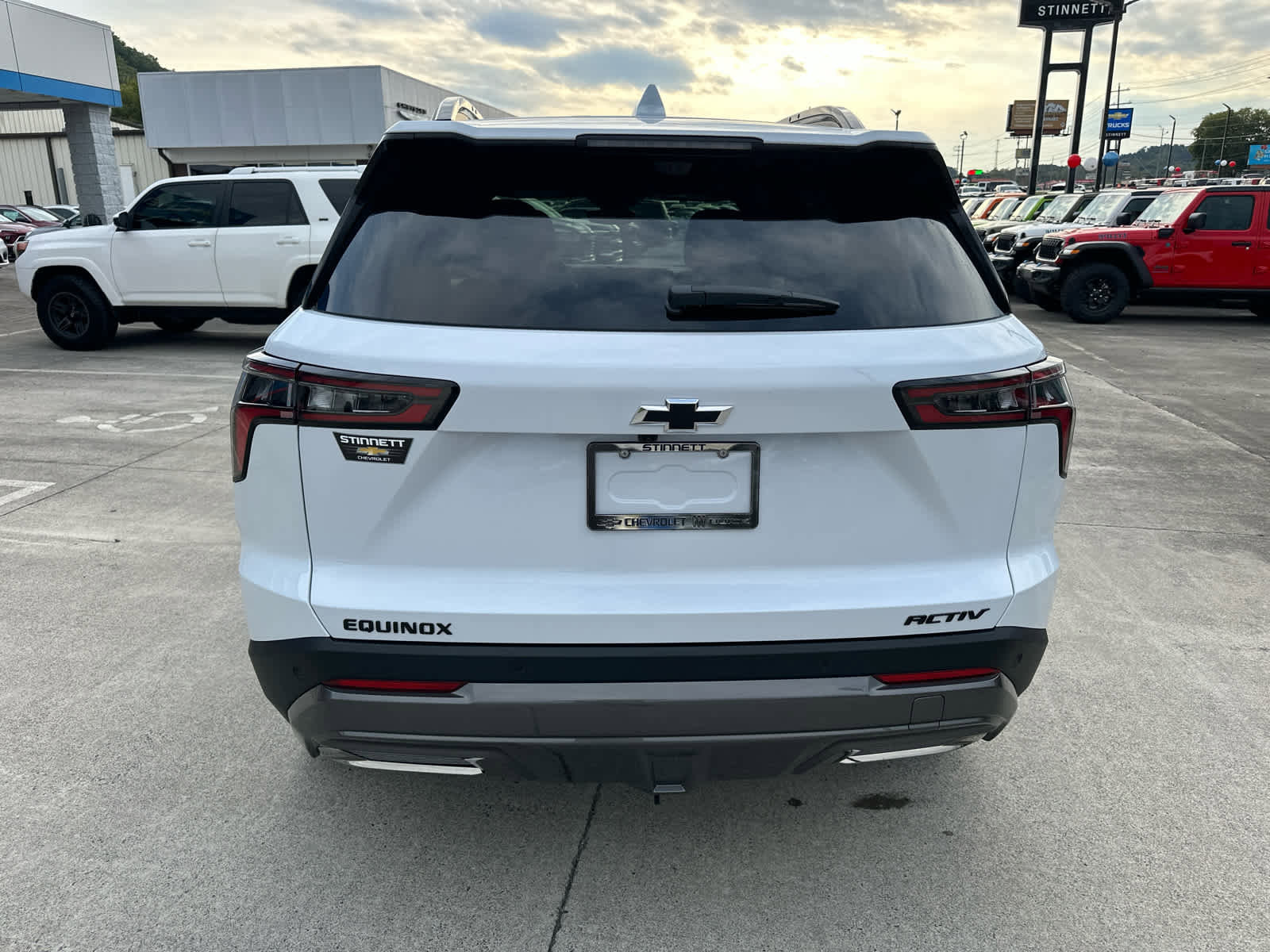 New 2026 Chevrolet Equinox ACTIV w/ Convenience Package III image 9