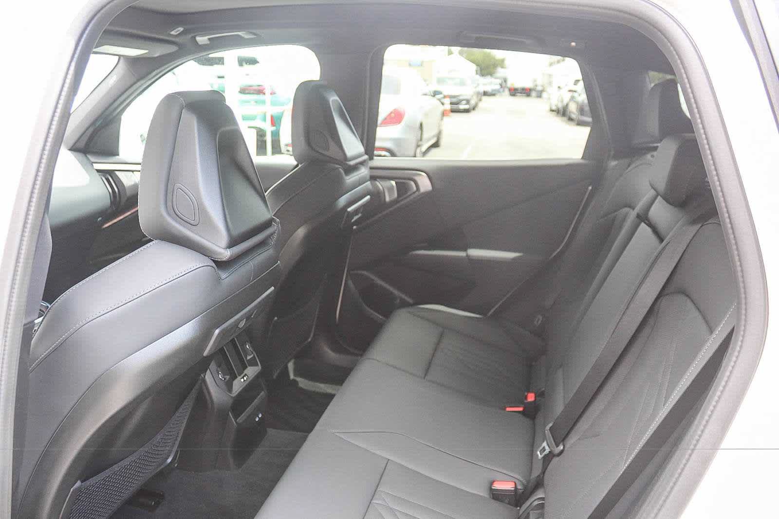 Used 2026 BMW X3 xDrive30i w/ Convenience Package AWD/4WD image 17