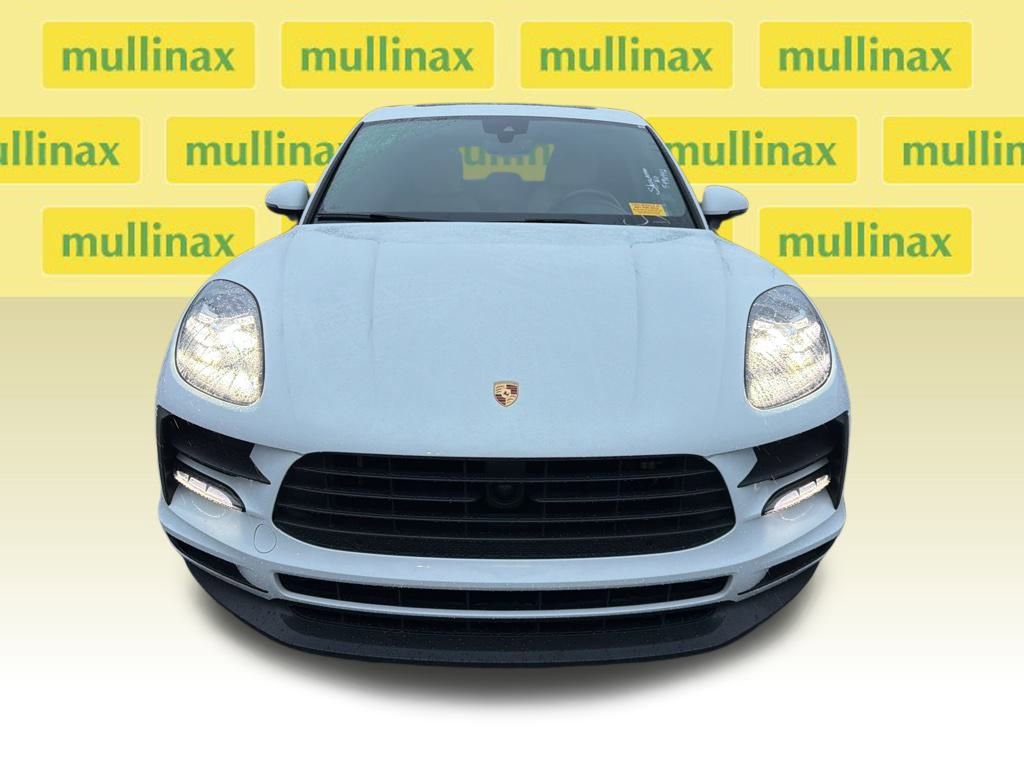 Used 2020 Porsche Macan Base image 2