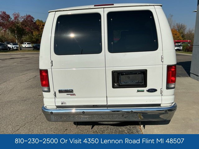 Used 2014 Ford E-150 and Econoline 150 Wagon RWD image 8