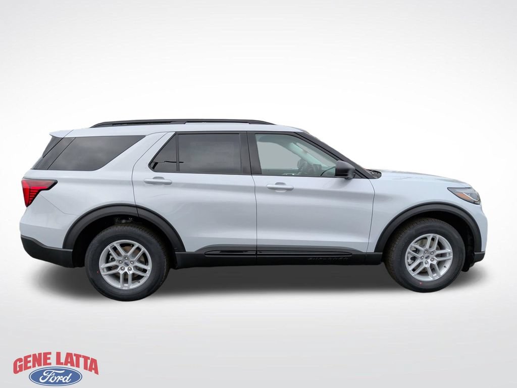 New 2026 Ford Explorer Active AWD/4WD image 8