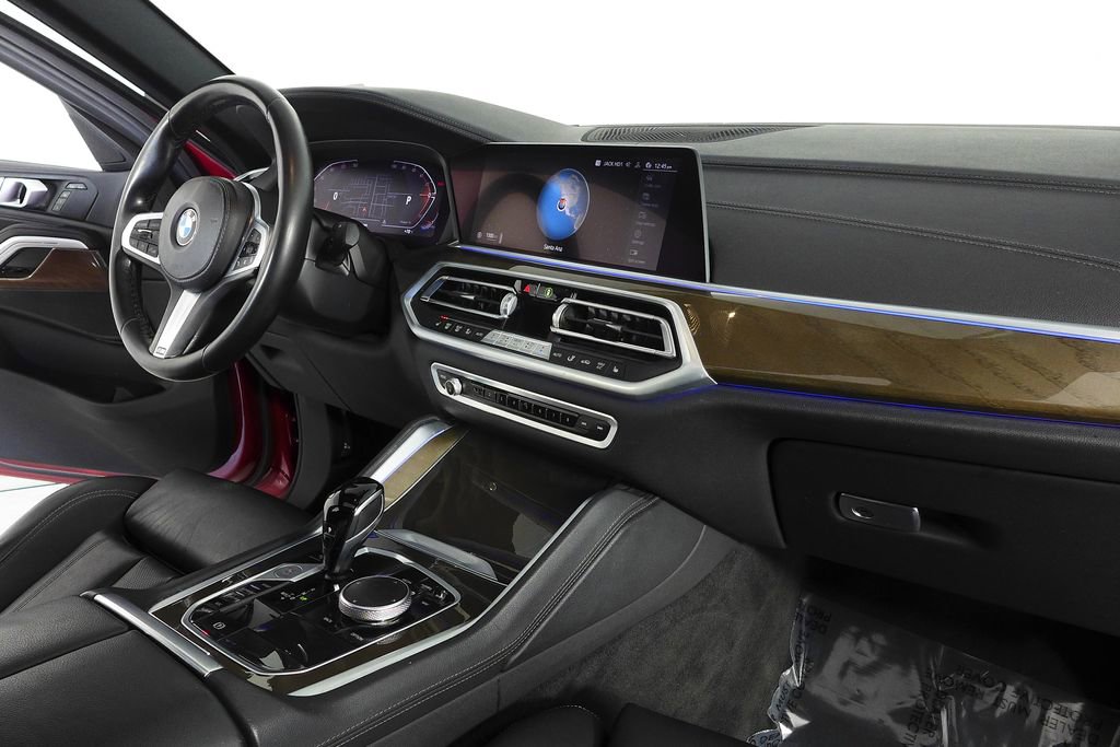 Used 2022 BMW X6 xDrive40i w/ M Sport Package image 13
