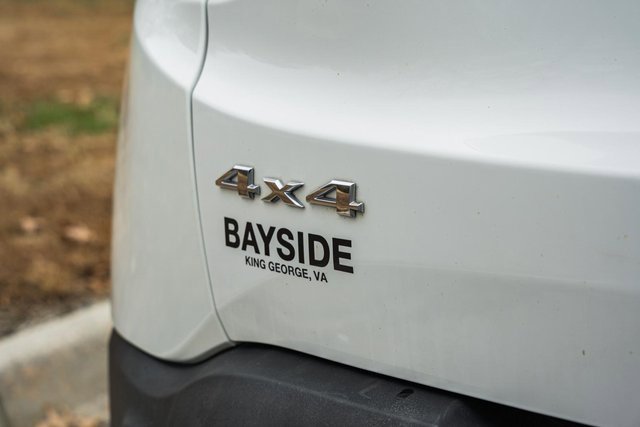 Used 2019 Jeep Renegade Latitude w/ Cold Weather Group image 18