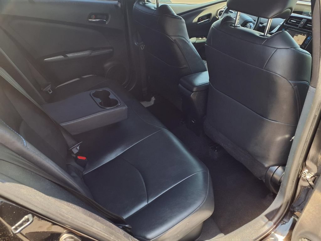 Used 2016 Toyota Prius Three Touring w/ Preferred Accessory Package FWD image 20