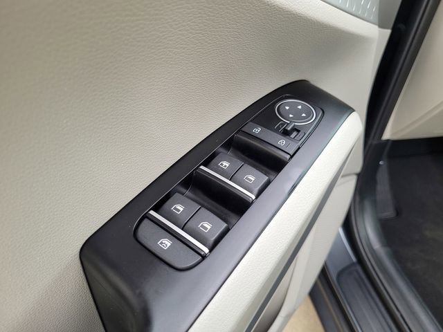 Certified 2025 Kia Soul LX w/ LX Technology Package image 27