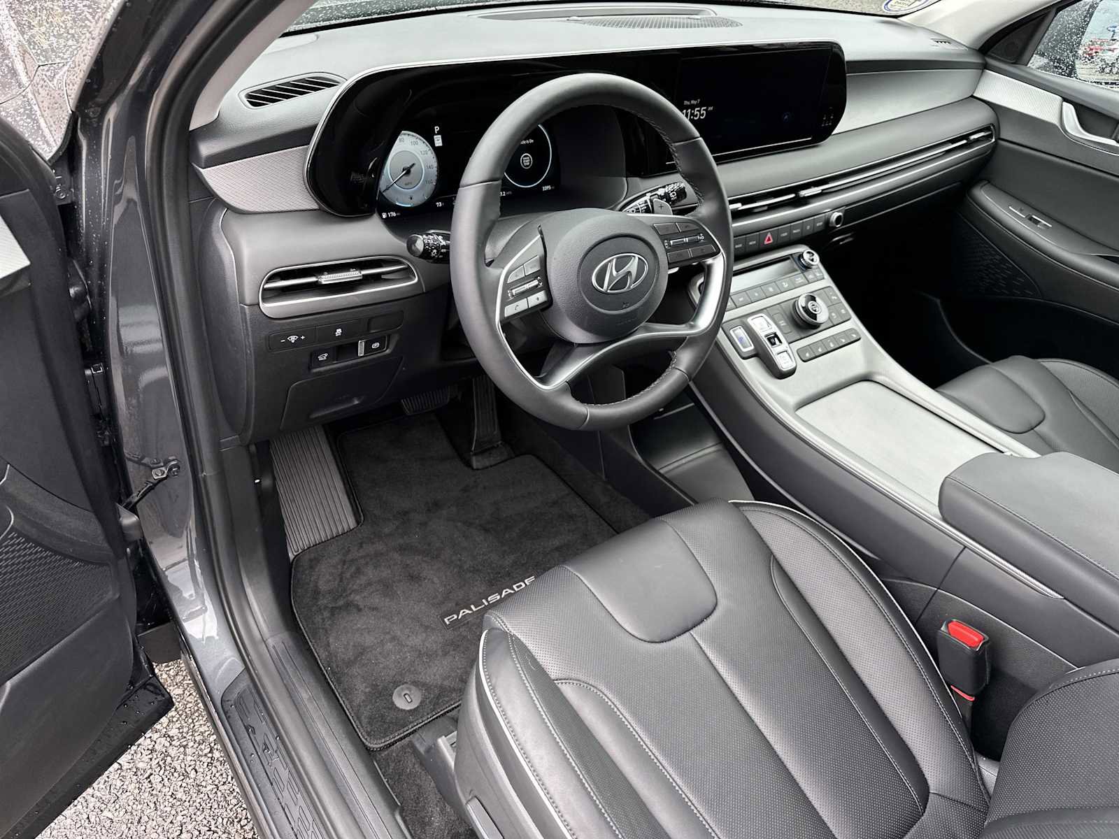 Used 2025 Hyundai Palisade SEL FWD image 11