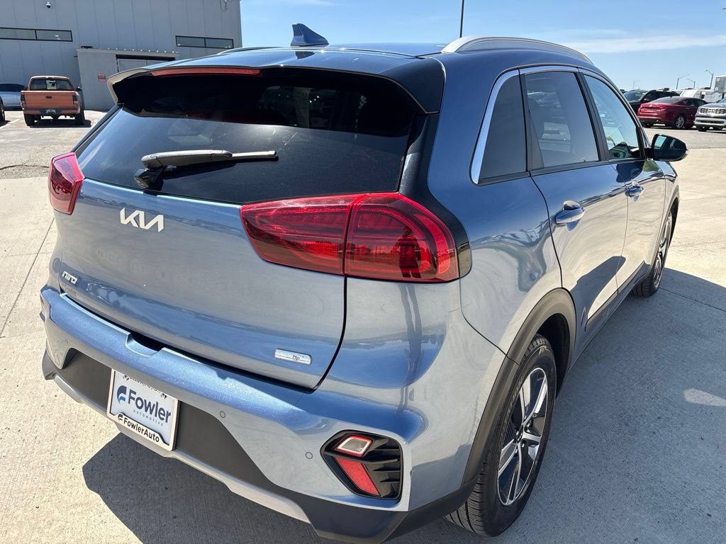 Used 2022 Kia Niro EX Premium FWD image 5