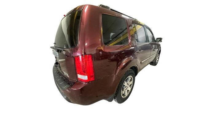 Used 2010 Honda Pilot Touring image 5