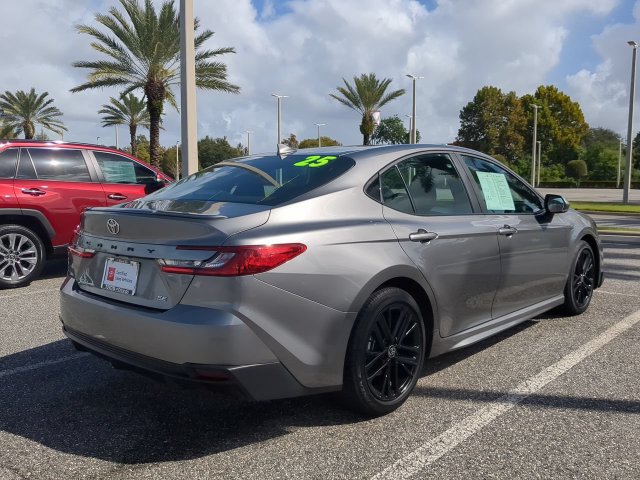 Certified 2025 Toyota Camry SE w/ Convenience Package FWD image 4