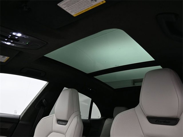 New 2025 Porsche Macan Turbo Electric image 13