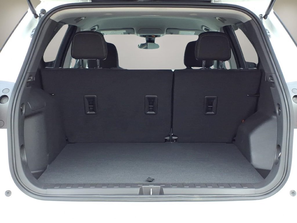 Used 2024 Chevrolet Equinox LS w/ LS Convenience Package FWD image 8