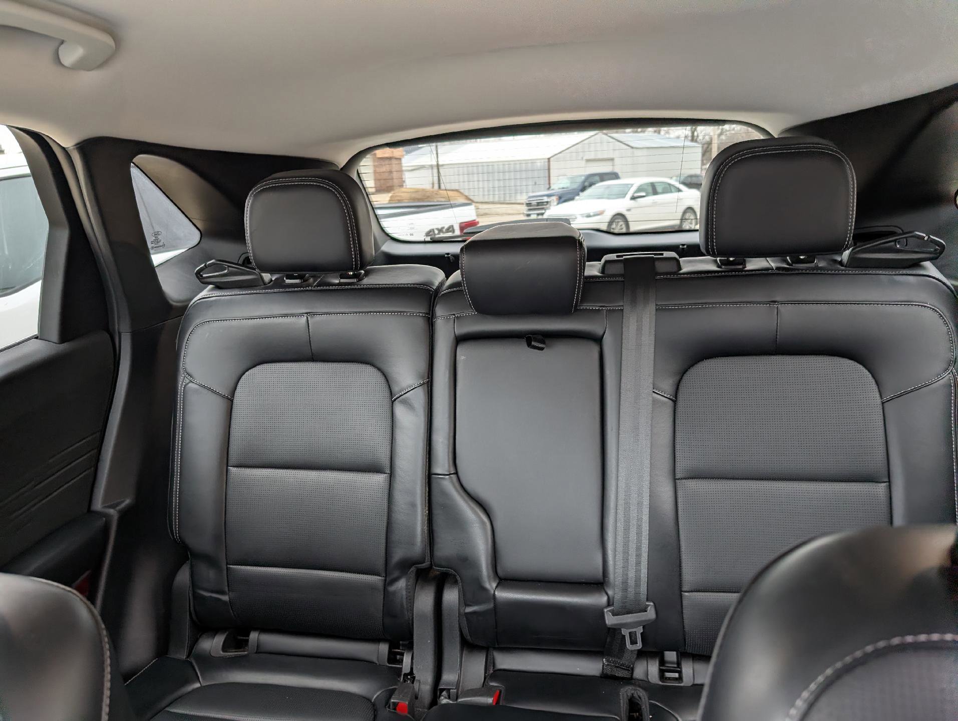 Used 2024 Ford Escape Platinum image 27