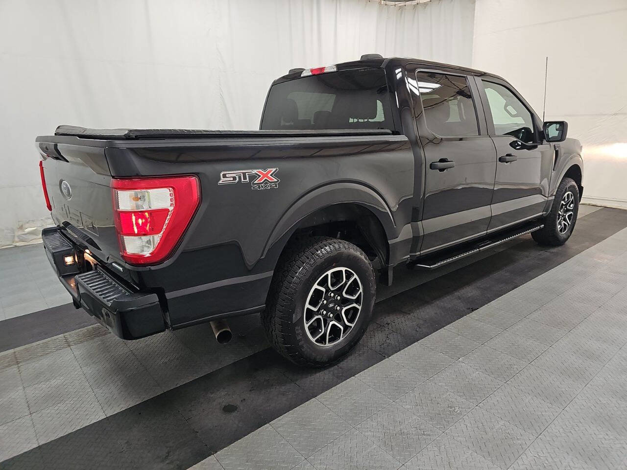 Used 2023 Ford F150 XL w/ XL STX Apperance Package image 4