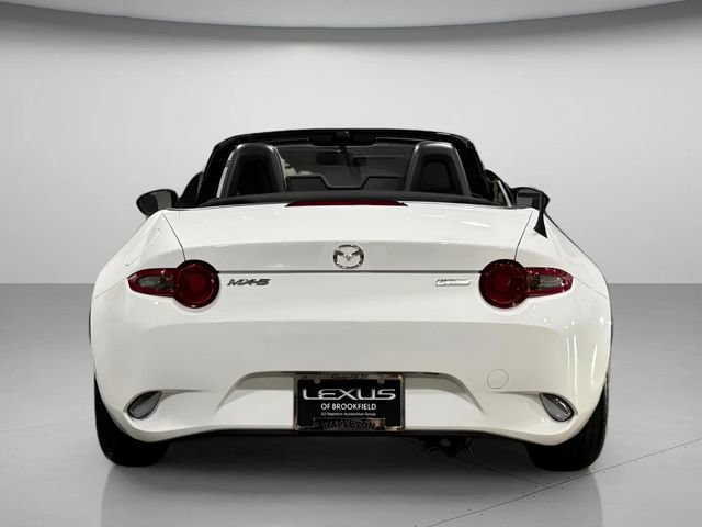 Used 2017 MAZDA MX-5 Miata Sport RWD image 6