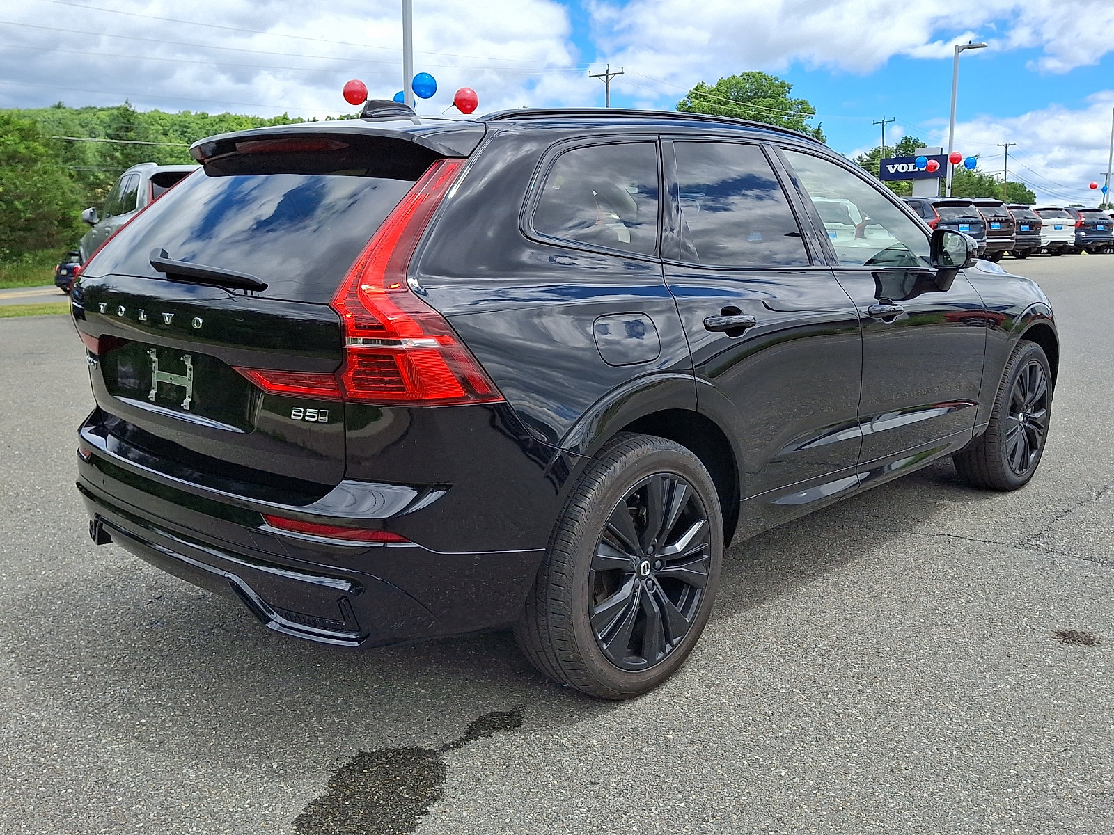 Certified 2023 Volvo XC60 B5 Ultimate w/ Climate Package AWD/4WD image 6