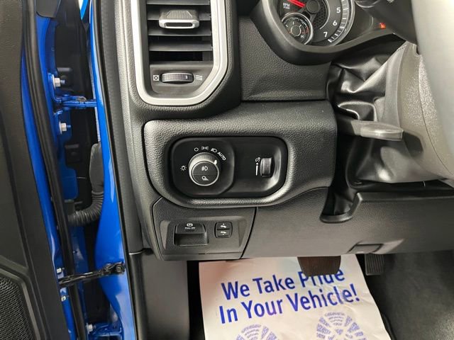 Used 2022 RAM 1500 Big Horn AWD/4WD image 18