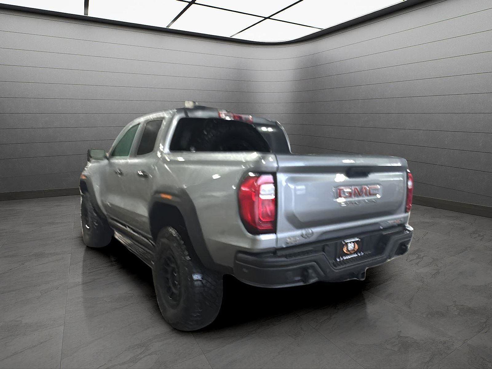 New 2025 GMC Canyon AT4 w/ AT4X AEV Edition image 4