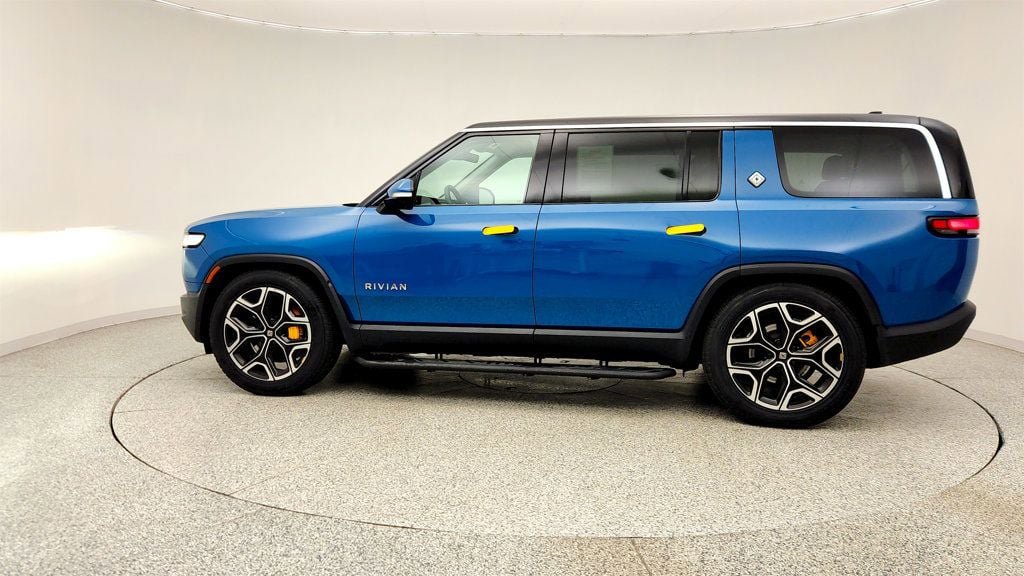 Used 2024 Rivian R1S Adventure AWD/4WD image 8