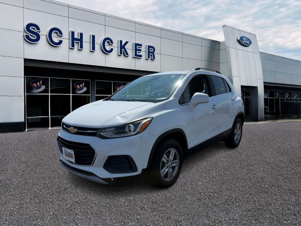 Used 2018 Chevrolet Trax LT w/ LT Convenience Package AWD/4WD image 4