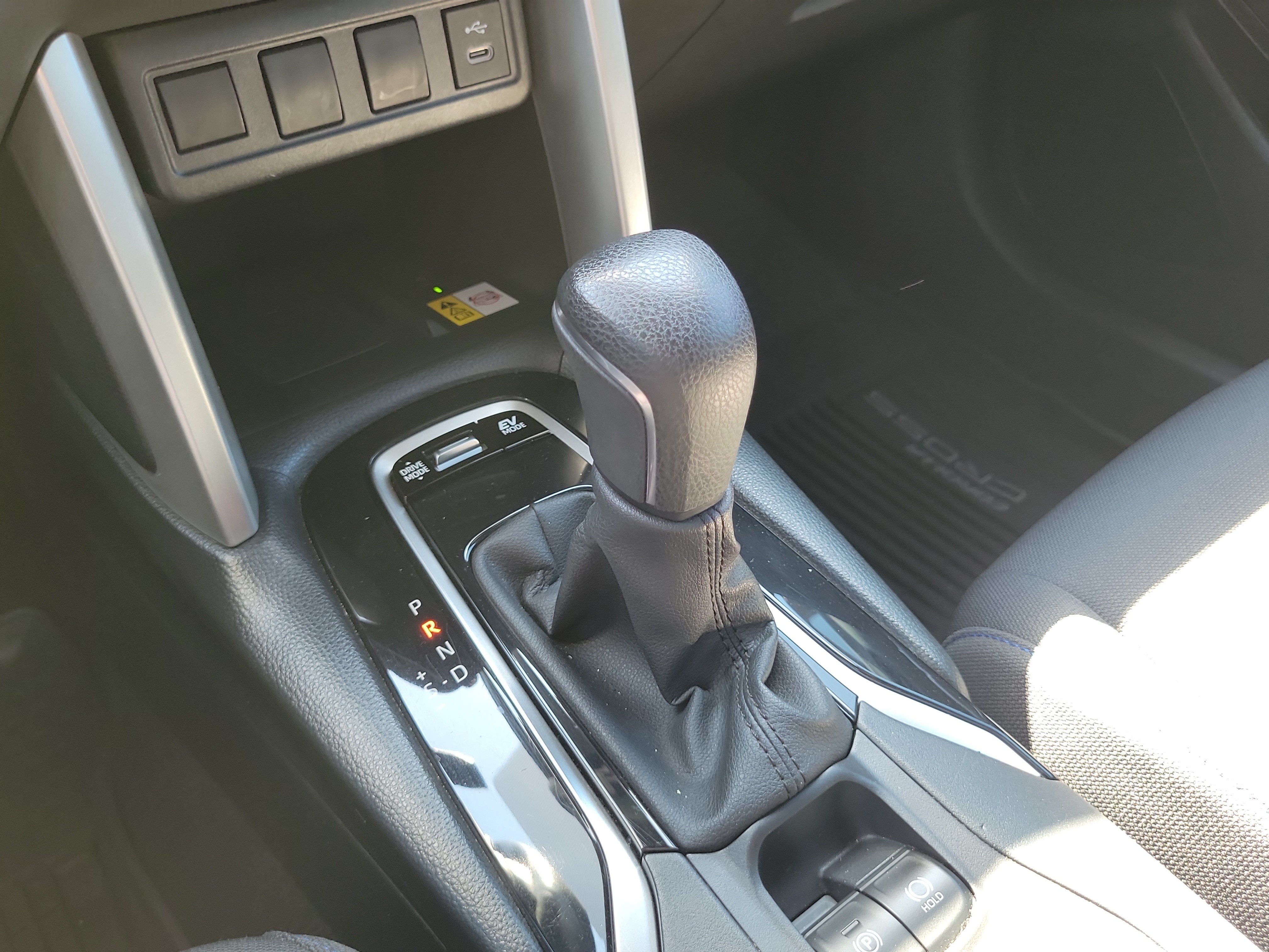 Used 2023 Toyota Corolla Cross AWD Hybrid image 28