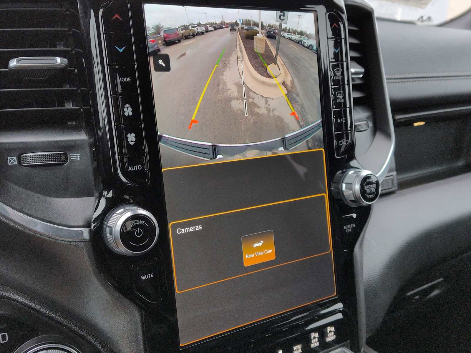 Used 2023 RAM 1500 Laramie image 24