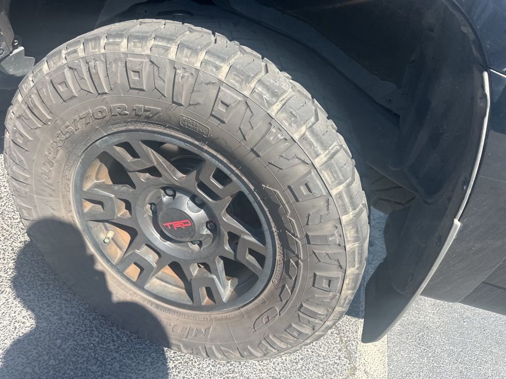 Used 2019 Toyota 4Runner SR5 image 11