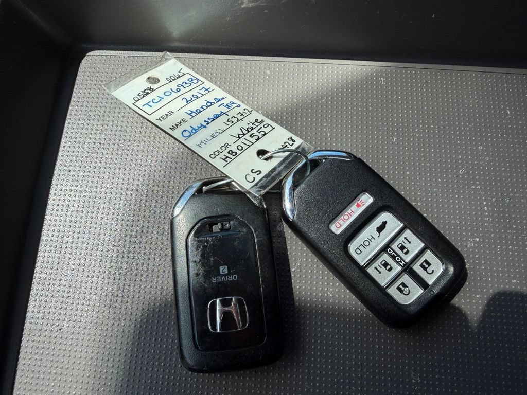 Used 2017 Honda Odyssey Touring image 33