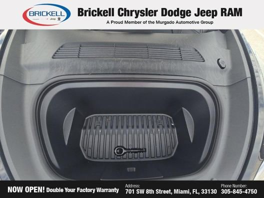 Used 2025 Tesla Model Y Performance AWD/4WD image 8